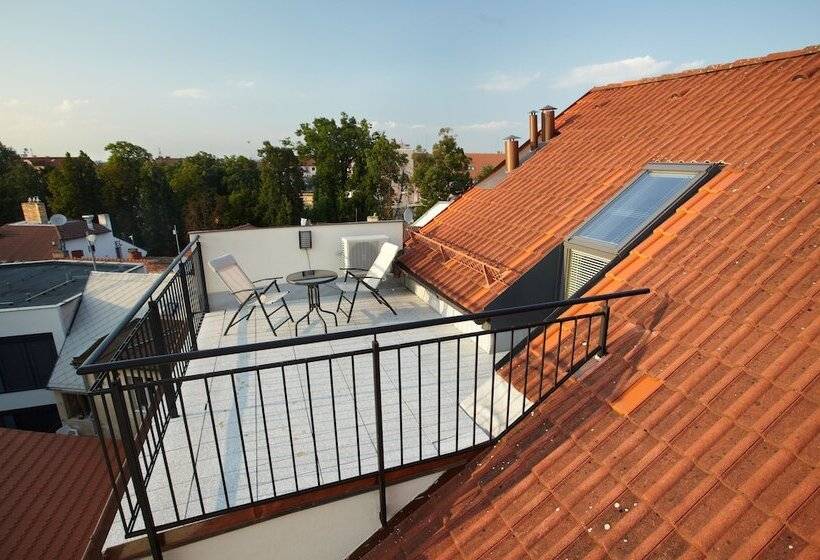 דירת 2 חדרים עם טרסה, Residence U černé Věže české Budějovice