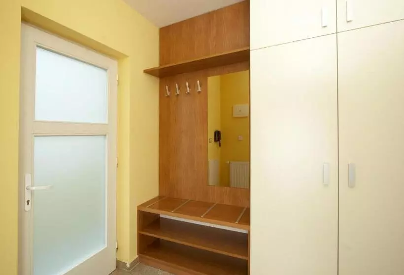 スタンダードスタジオ, Residence U černé Věže české Budějovice