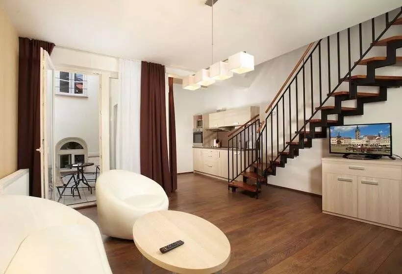 テラス付き１ベッドルームアパートメント, Residence U černé Věže české Budějovice
