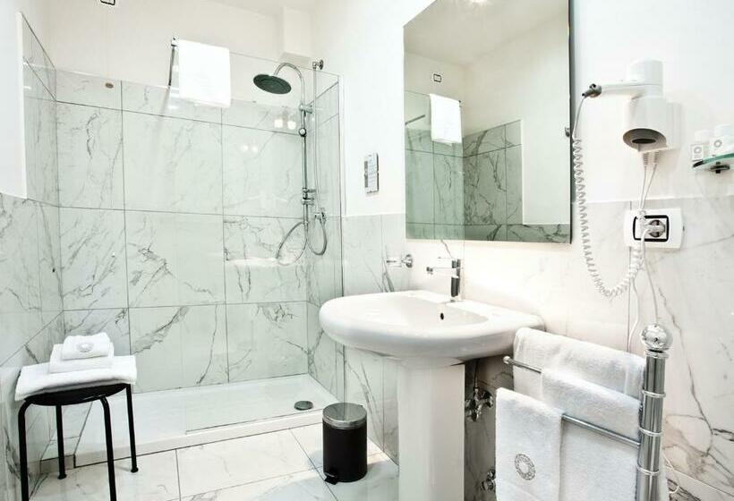 اتاق سوپریور با بالکن, Stelle Hotel The Businest