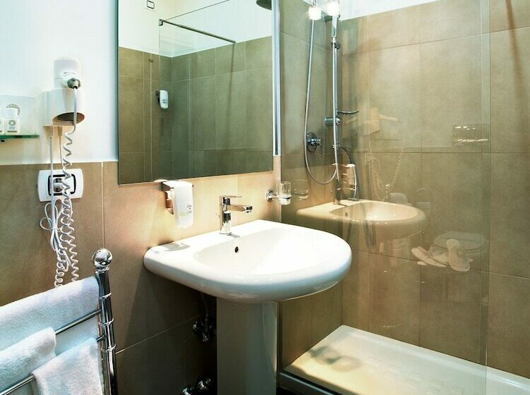 اتاق سوپریور با بالکن, Stelle Hotel The Businest