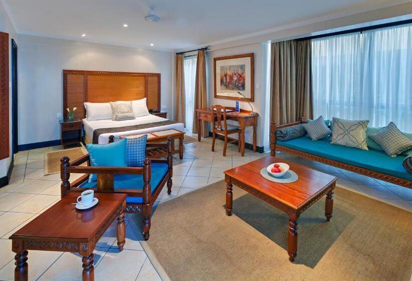 Juniorsvit, The Heron By Sarovar Portico India