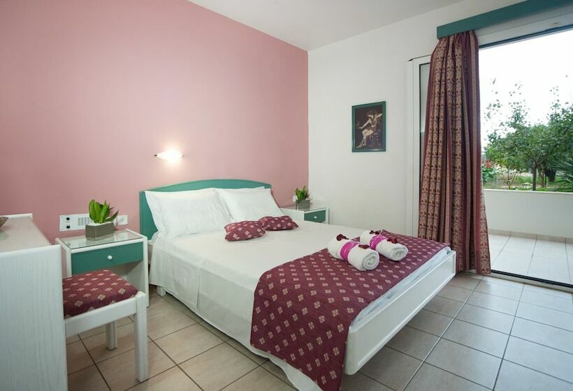 １ベッドルームアパートメント, Theoni Apartments