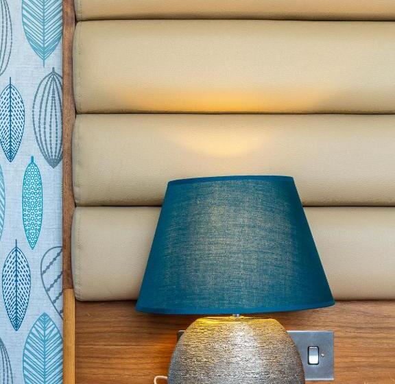 Семейный Номер, Westport Country Lodge
