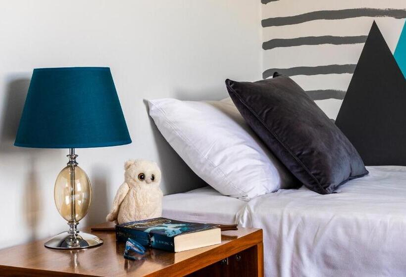 חדר משפחתי, Westport Country Lodge