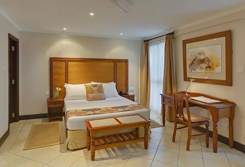 اتاق سوپریور, The Heron By Sarovar Portico India