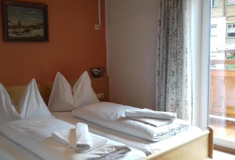 Номер Стандарт с Балконом, Gästehaus Unterberger