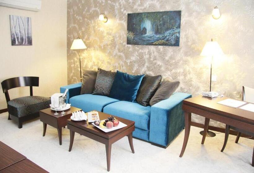 سوییت, Asrin Park Hotel & Spa Convention Center