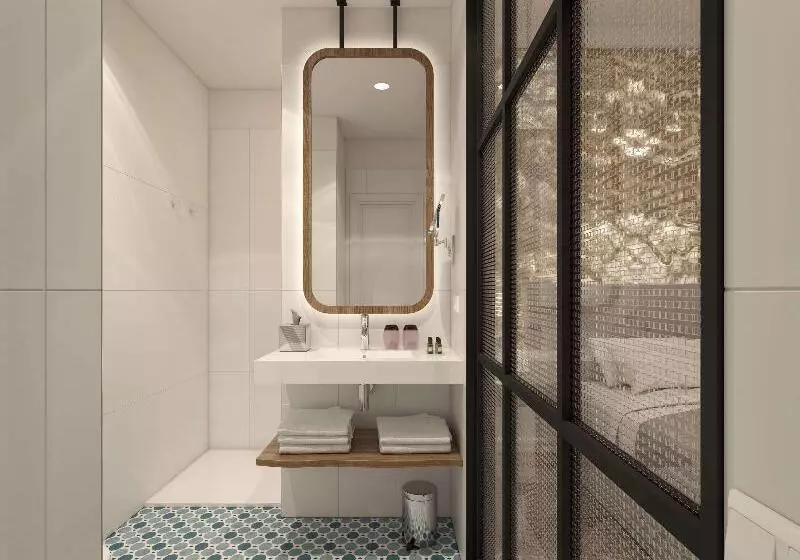 اتاق سوپریور با تخت بزرگ, Atocha Hotel Madrid, Tapestry Collection By Hilton