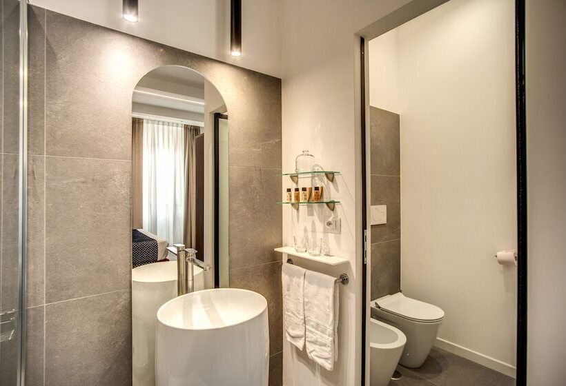 חדר דלוקס, Little Queen Suite