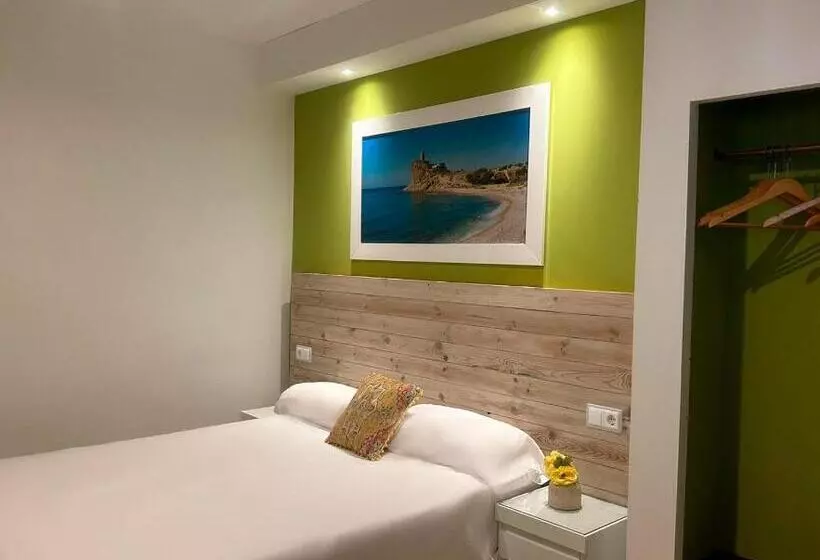 スタンダードシングルルーム, Hostal Leon Dormido