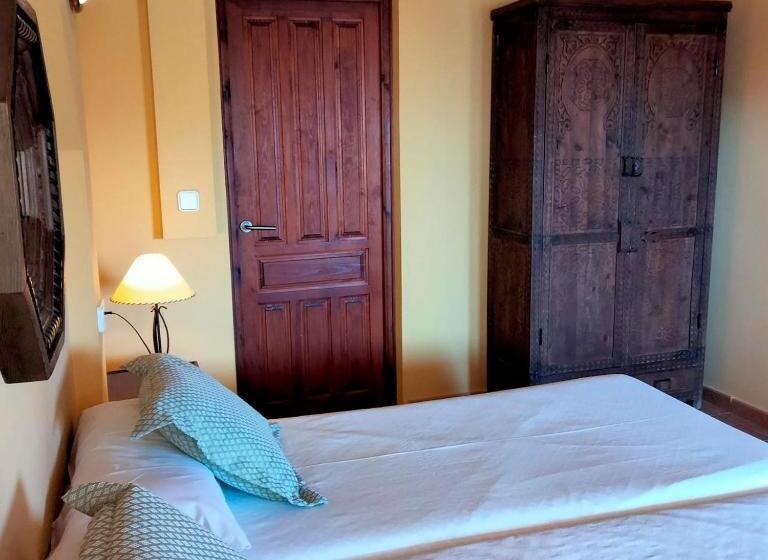 דירת חדר, Hostal Leon Dormido