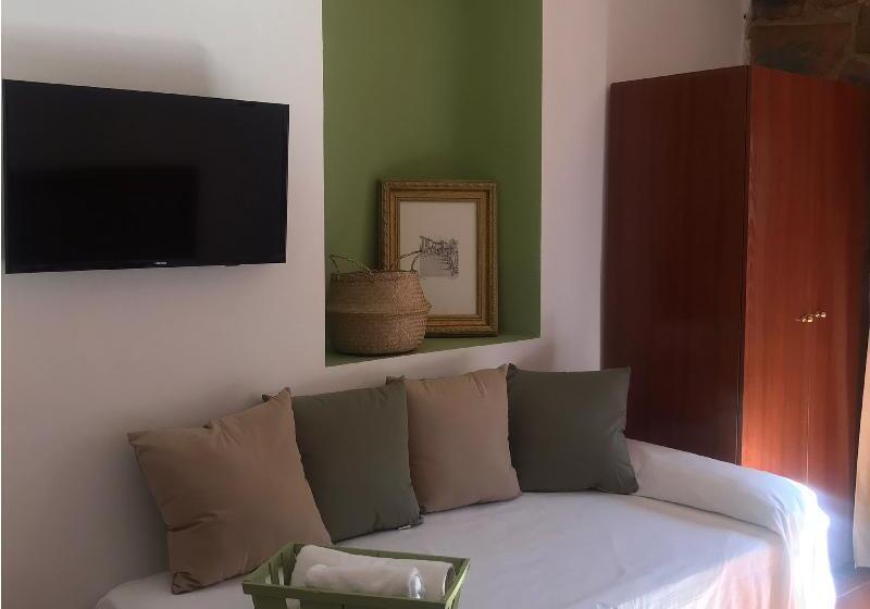 חדר סטנדרט לשלושה, Hostal Leon Dormido