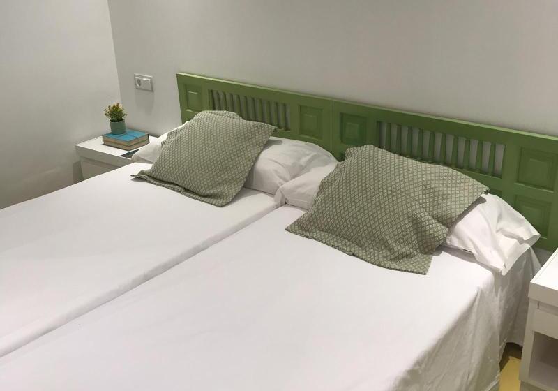 스탠다드 룸, Hostal Leon Dormido