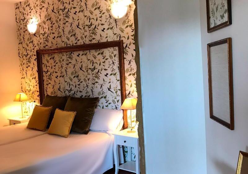 4인용 스탠다드 룸, Hostal Leon Dormido