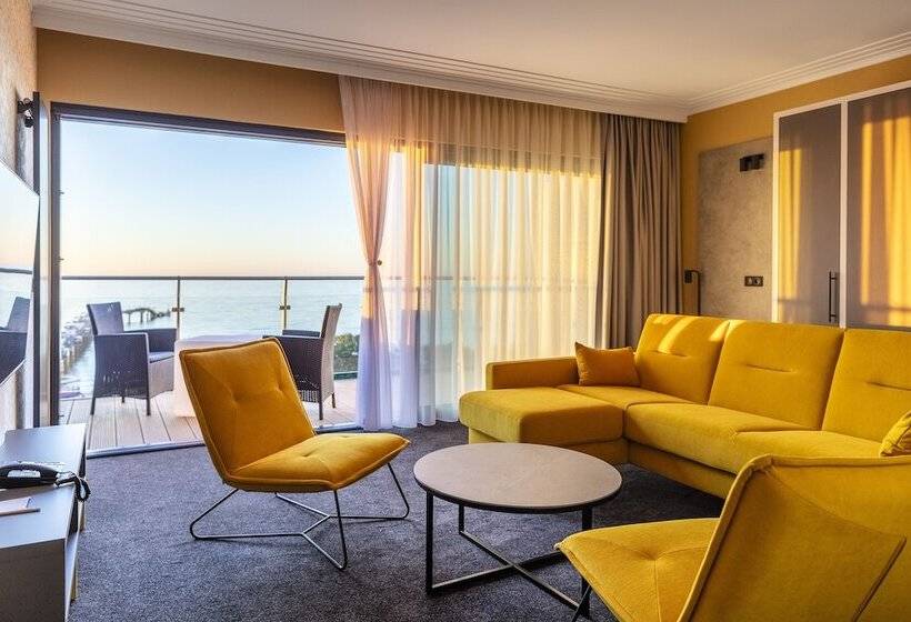 带1个卧室的带海景的公寓, Aurora Family & Spa