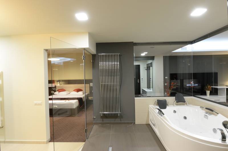 スイート, Galaxy