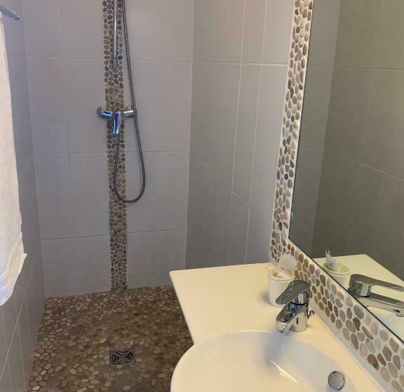 غرفة قياسية, Hôtel Colombo  Porto Corse