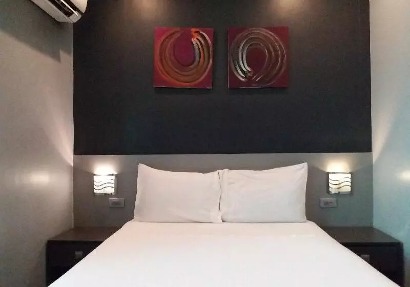 اتاق سوپریور, Leez Inn Malate