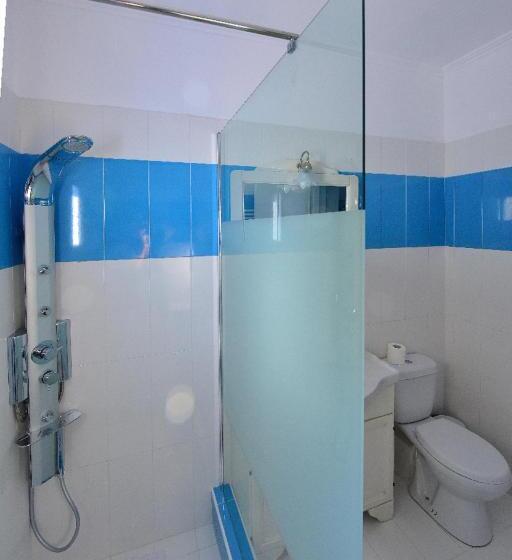 جناح, Limnionas Bay Village