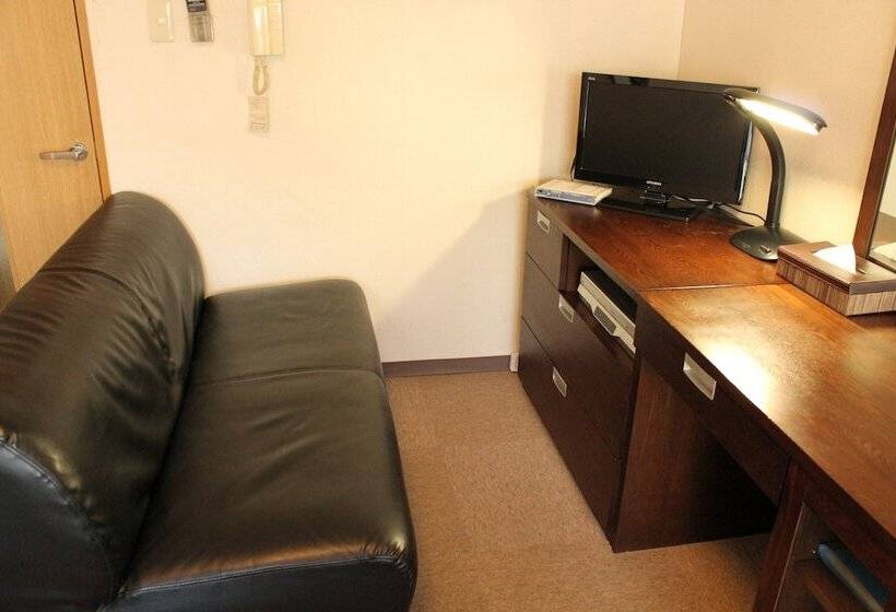 غرفة قياسية, Livemax Budget Nagoya