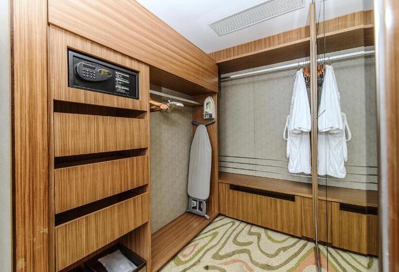 Номер Executive, Mission Hills Hotel Resorts Dongguan