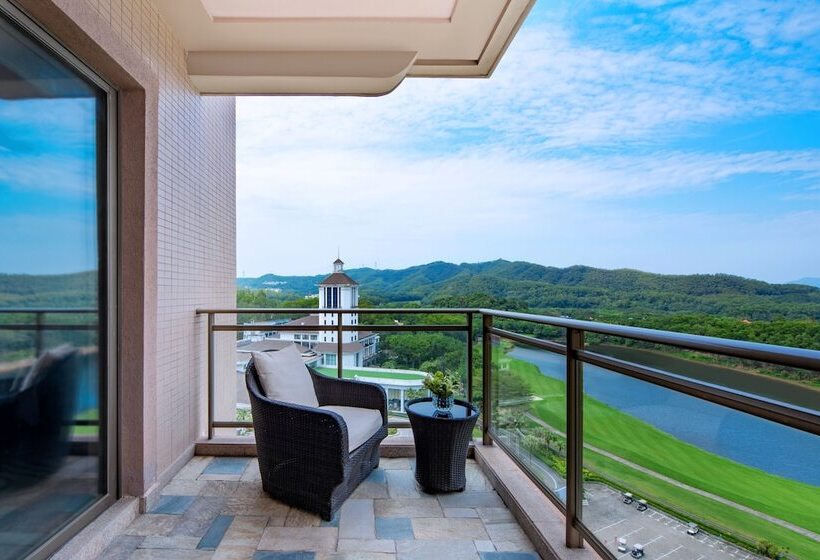 Номер Deluxe Вид на Озеро, Mission Hills Hotel Resorts Dongguan