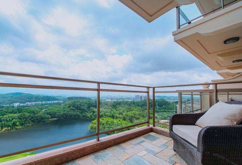 Номер Премиум Вид на Озеро, Mission Hills Hotel Resorts Dongguan
