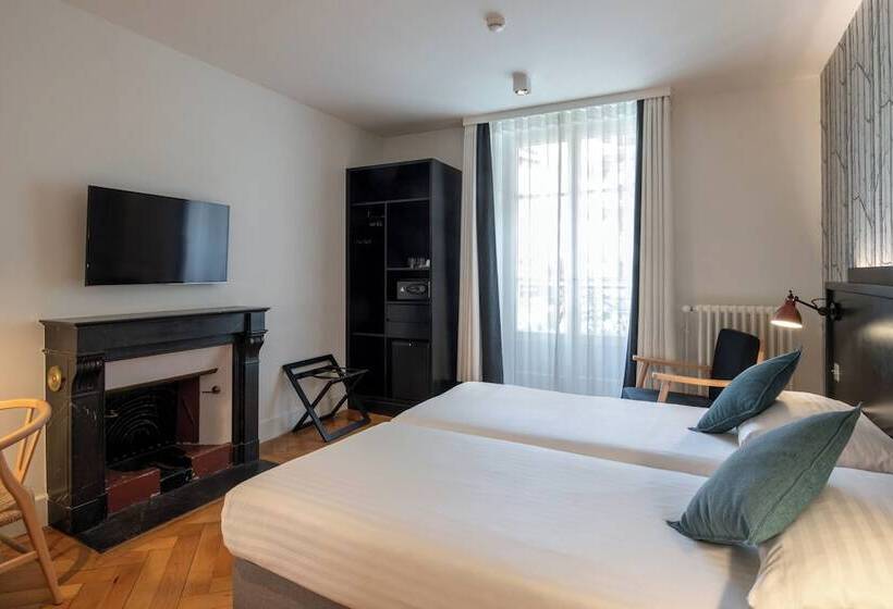 اتاق استاندارد, Pax