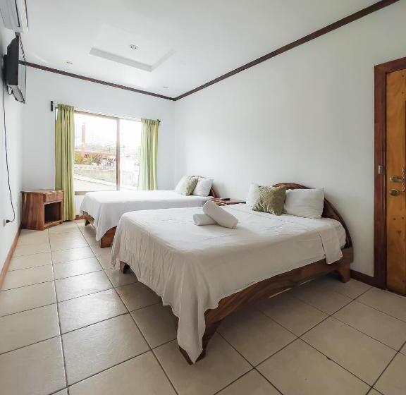 غرفة قياسية مزوَّدة بشُرفة, Poshtel Arenal