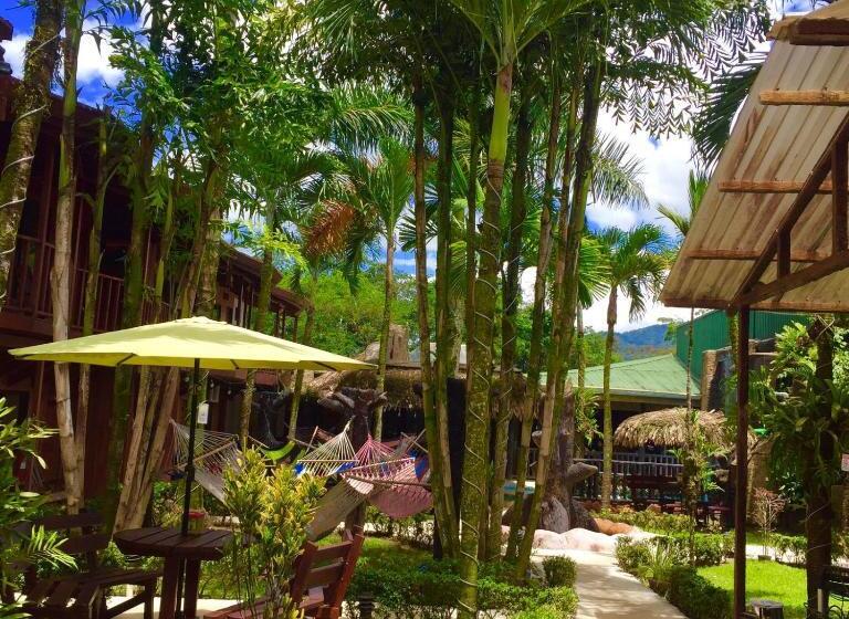 غرفة ديلوكس رباعية, Poshtel Arenal