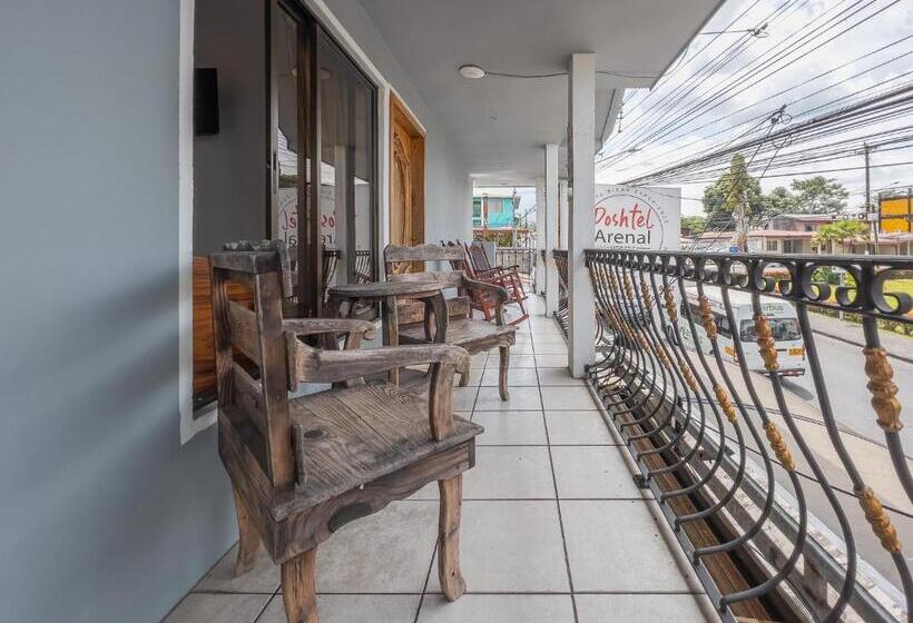 غرفة قياسية مزوَّدة بشُرفة, Poshtel Arenal