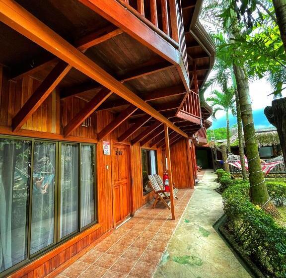 غرفة ديلوكس رباعية, Poshtel Arenal