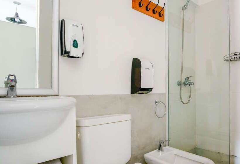 اتاق خانوادگی, Socialtel Nueva Cordoba   Formerly Selina Nueva Cordoba