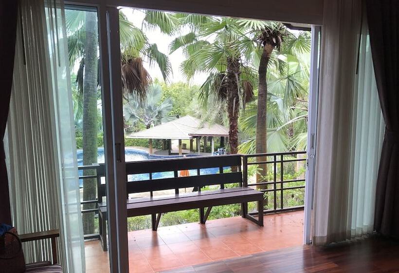 חדר דלוקס, Taman Resort