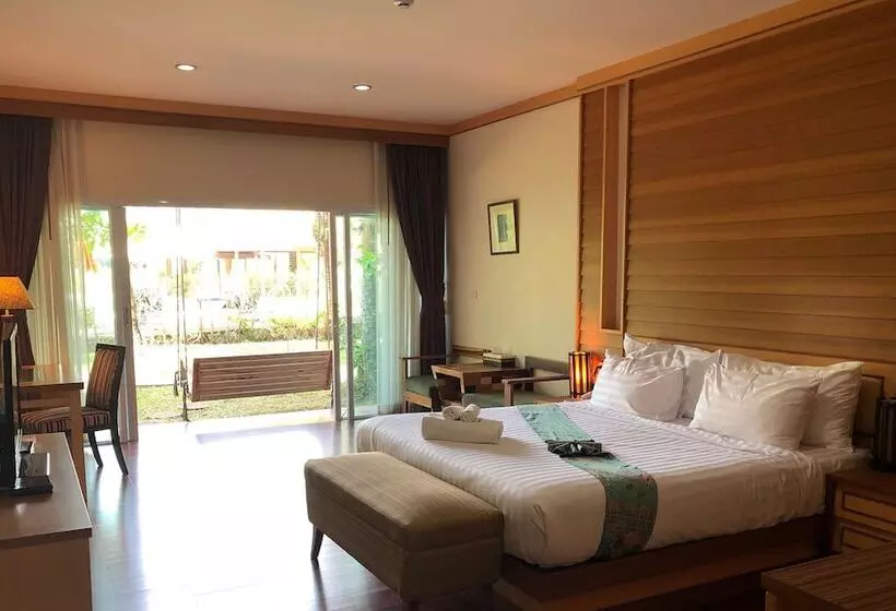 اتاق لوکس, Taman Resort