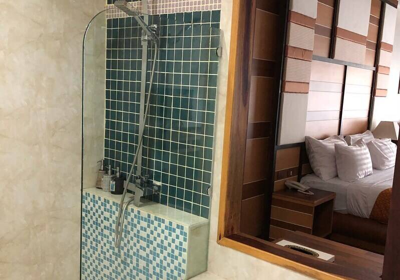 סוויטת ג'וניור, Taman Resort