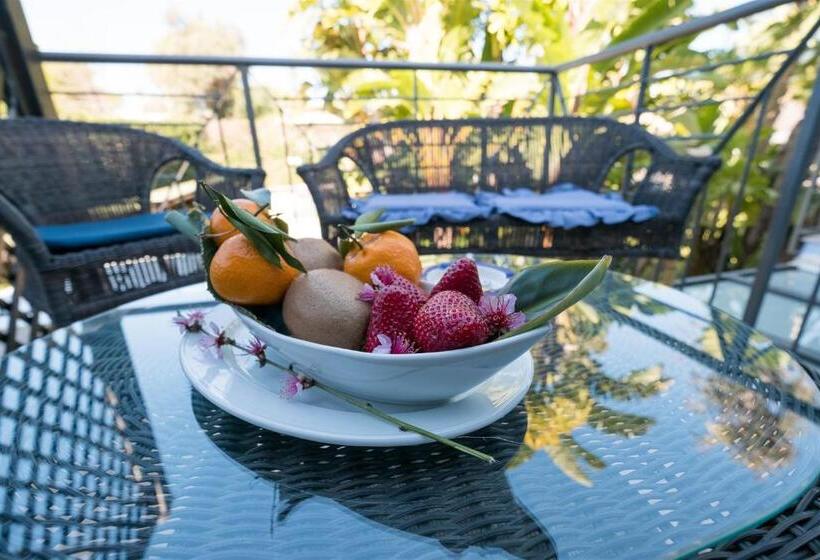 Трехместный Номер Комфорт, Villamare