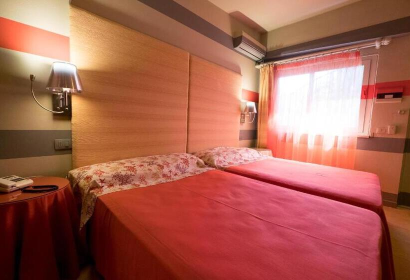 Номер Комфорт, Villamare