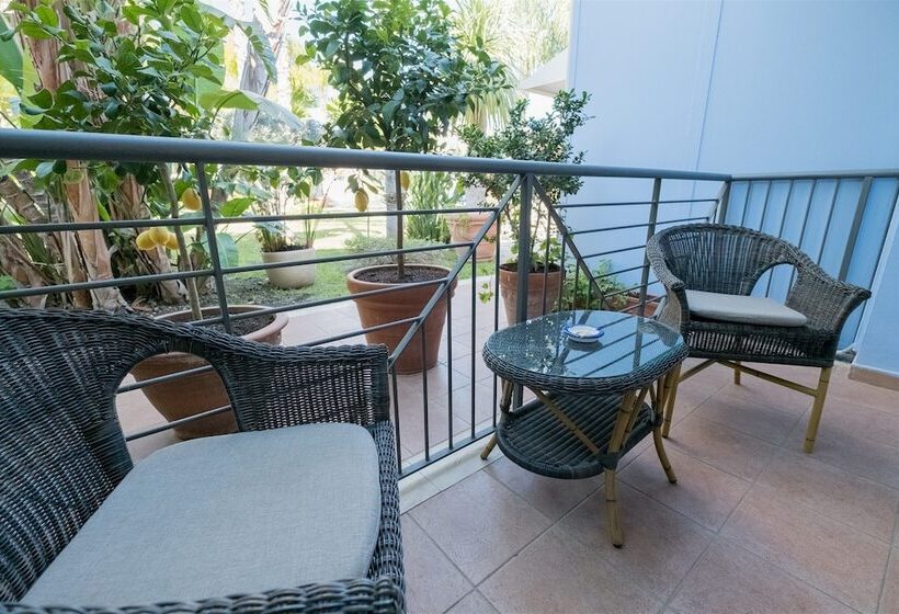 Номер Стандарт, Villamare