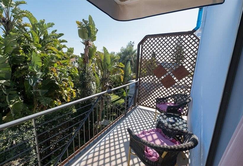 Трехместный Номер Комфорт, Villamare