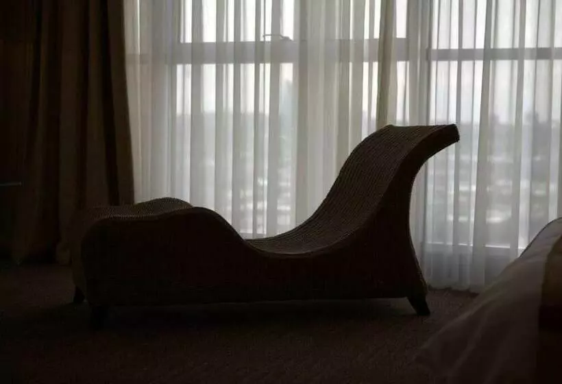 اتاق لوکس با چشمانداز دریا, Landmark Hotel Baku