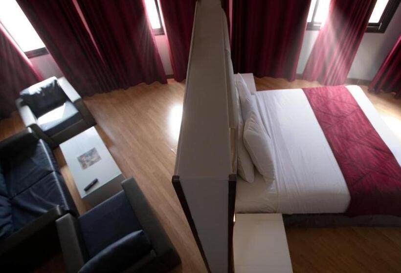 سوییت لوکس, Liberté Hotels Oran