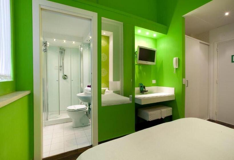 חדר אקונומי יחיד, Sorrento Apartments One