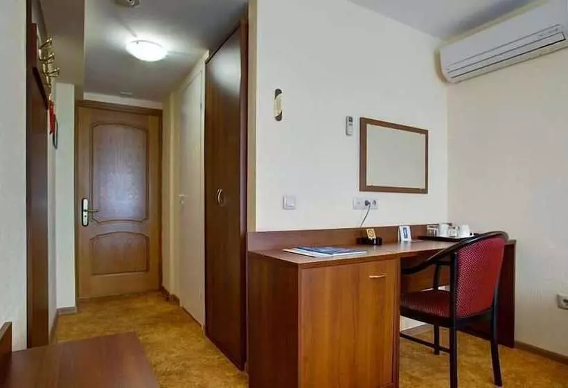 スタンダードルーム, Azimut Hotel Kemerovo
