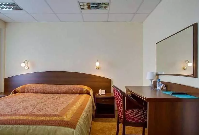 スイート, Azimut Hotel Kemerovo