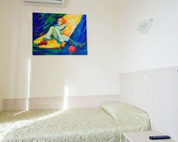 غرفة قياسية فردية, Art Ulyanovsk