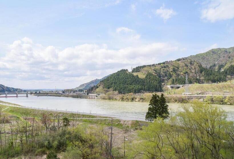 غرفة عائلية, Bousenkaku