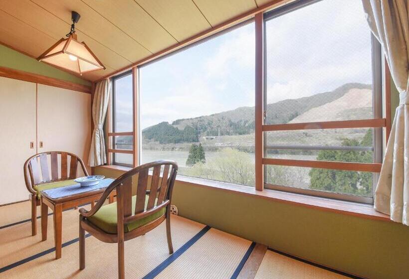 غرفة عائلية, Bousenkaku