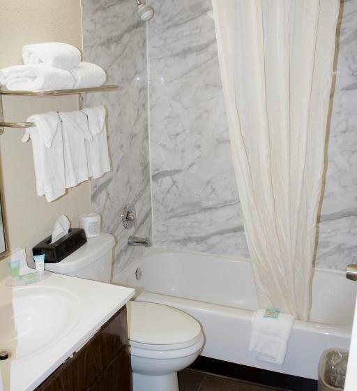 חדר סטנדרט עם מיטת קינג, Red Roof Inn Stroudsburg